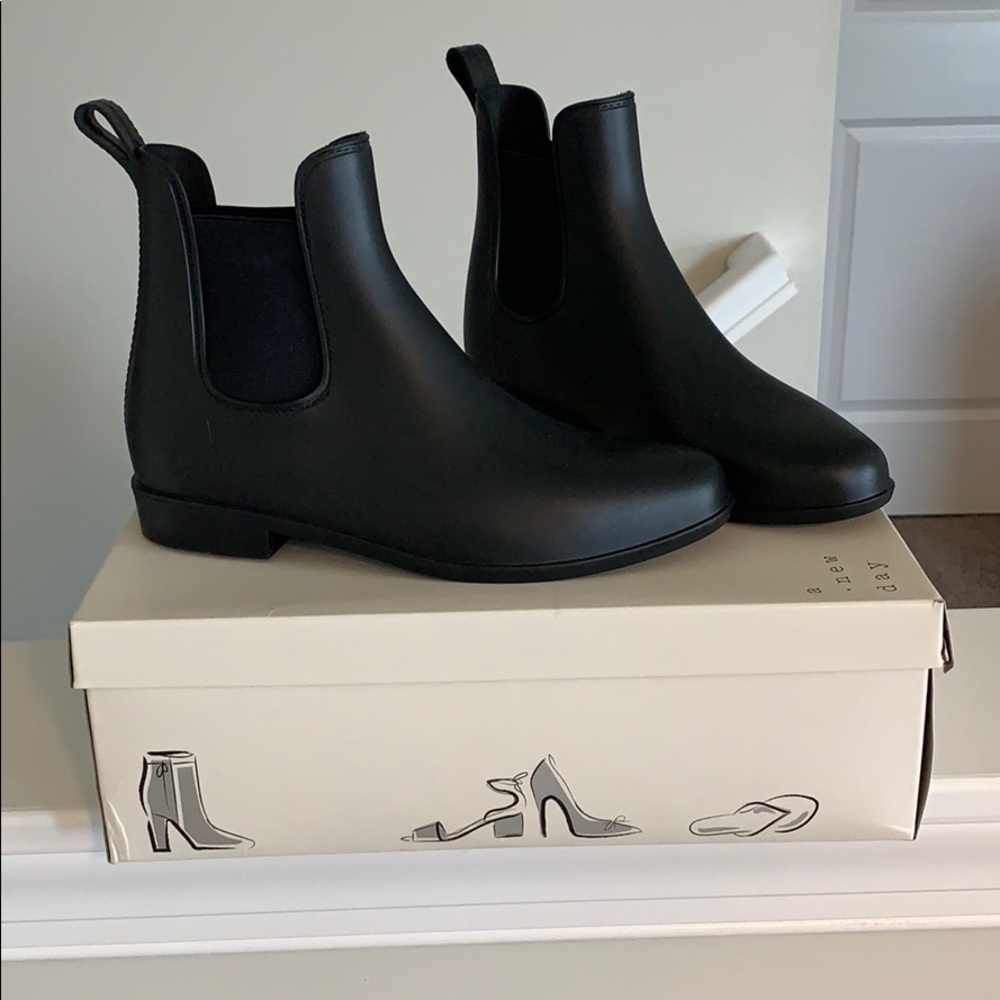 Target rain Chelsea boots